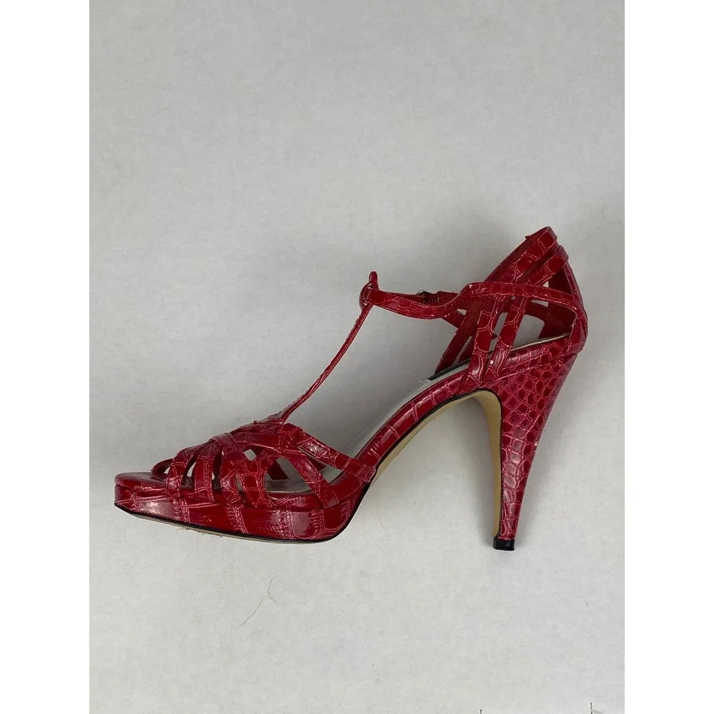 White House Black Market Red Croc Embossed T-Strap Platform Heels Womens 7M